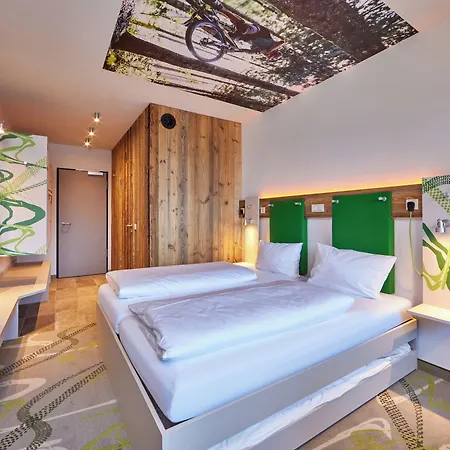 Hotel Explorer Garmisch 4*