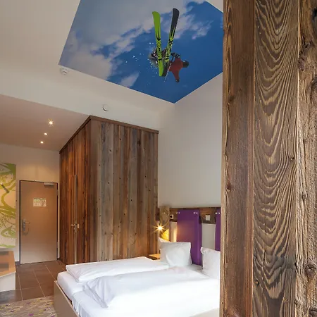 Hotel Explorer Garmisch 4*